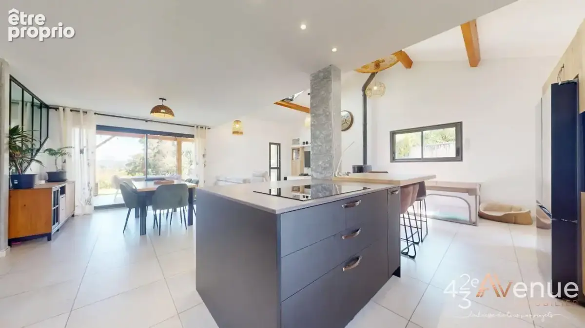Maison 9 pièces 180 m² à vendre à Beauzac (43590) - photo 5