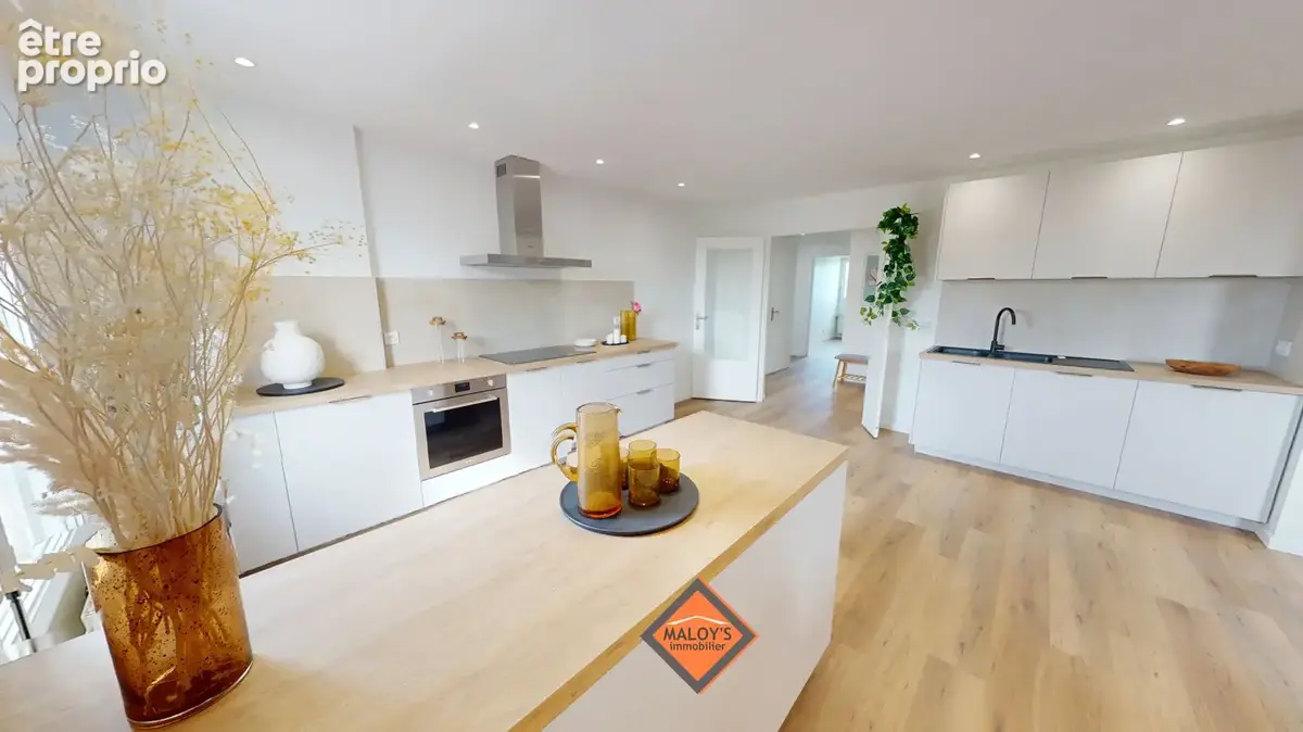 RARE   140 m2 SANS travaux à prévoir, Grand séjour lumineux, 5 CHAMBRES, 3 BALCONS ET VUE DÉGAGÉE au Calme! - photo 5