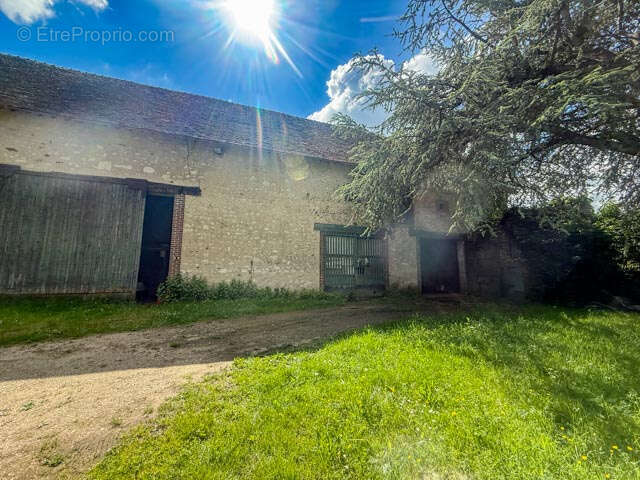 Maison à REMALARD