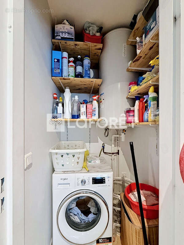 Appartement à LA GARENNE-COLOMBES
