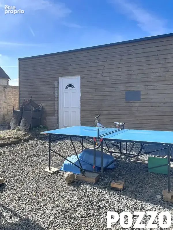 A Vendre Charmante maison de ville de beaux volumes et une petite cour  axe Bayeux-Caen  (14) - photo 10