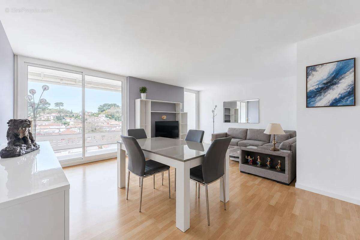 Appartement de 4 pièces avec balcon de 88 m2 situé à Arcachon - Idéal pour une famille - photo 2