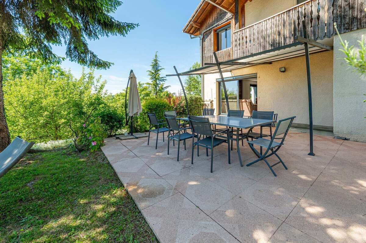 Maison à QUINTAL