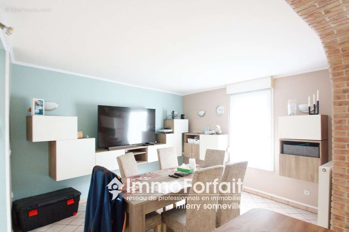 Maison à HERSIN-COUPIGNY