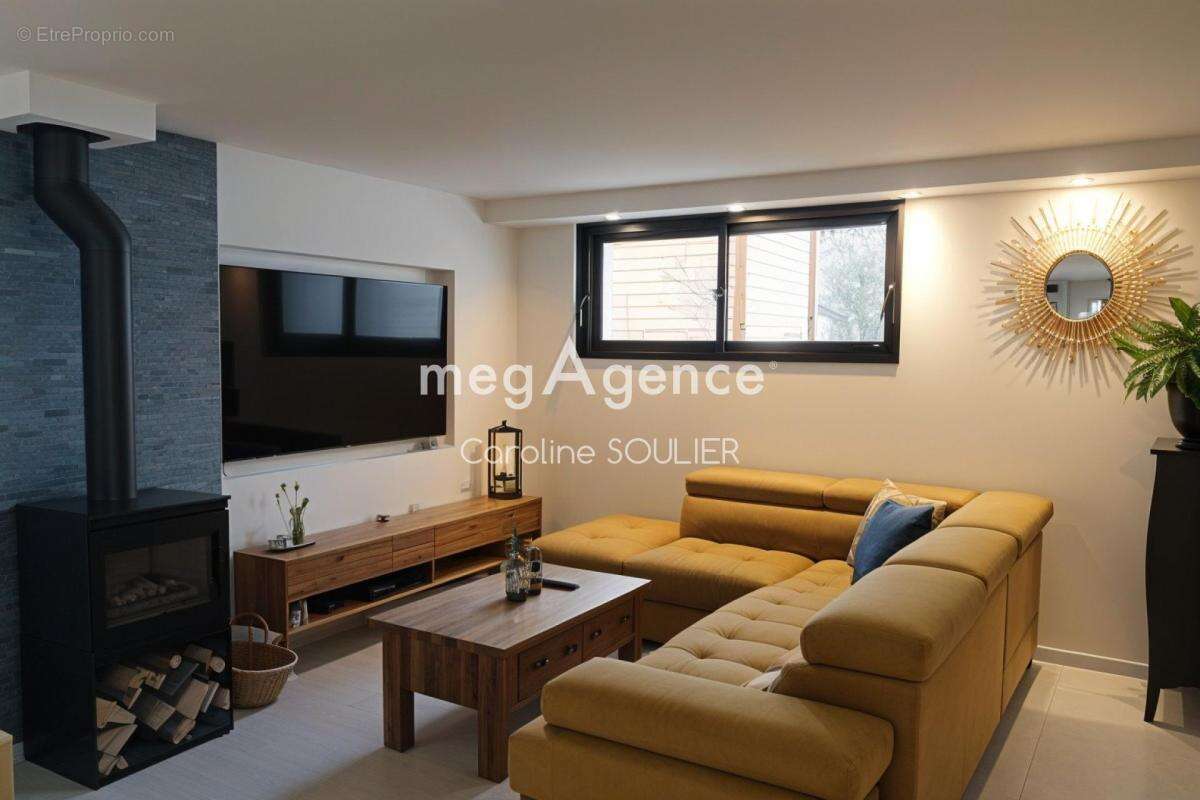 Maison à ANTHY-SUR-LEMAN