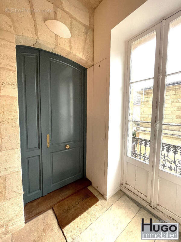 Bordeaux- proche du lycee montaigne et de la victoire- appartement t3 lumineux vendu libre ! - photo 11