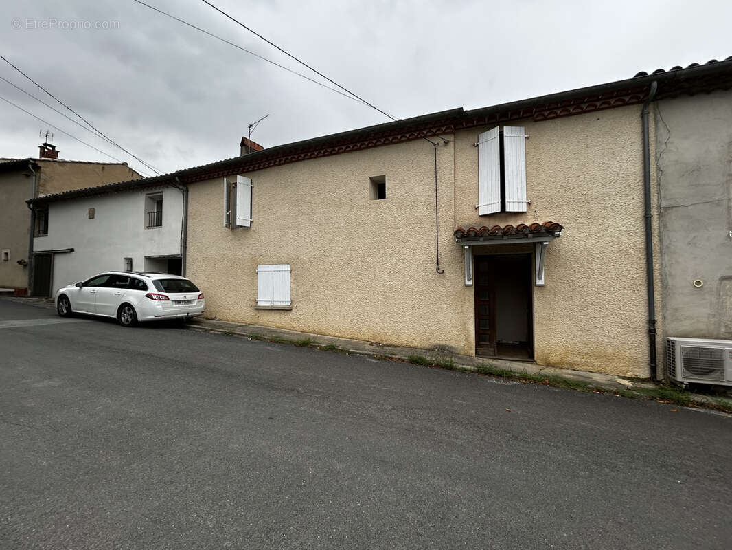 Maison à LABRUGUIERE