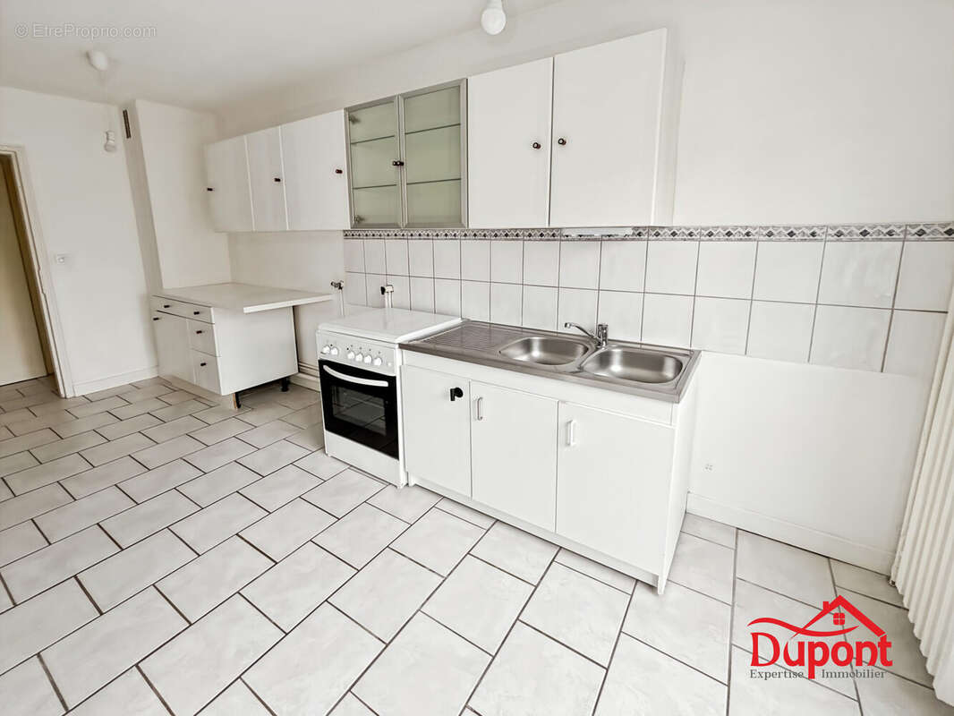 Appartement 64 m² à Charleville-Mezieres  - photo 3