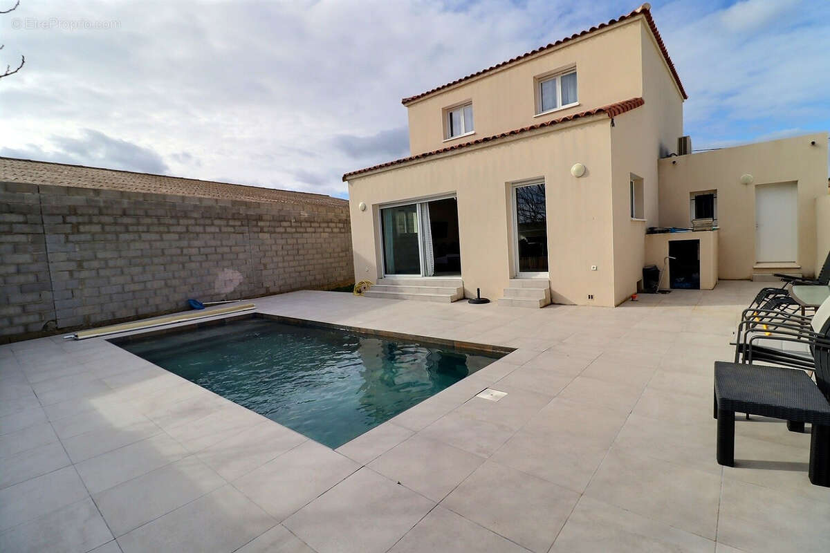 Maison à NEBIAN