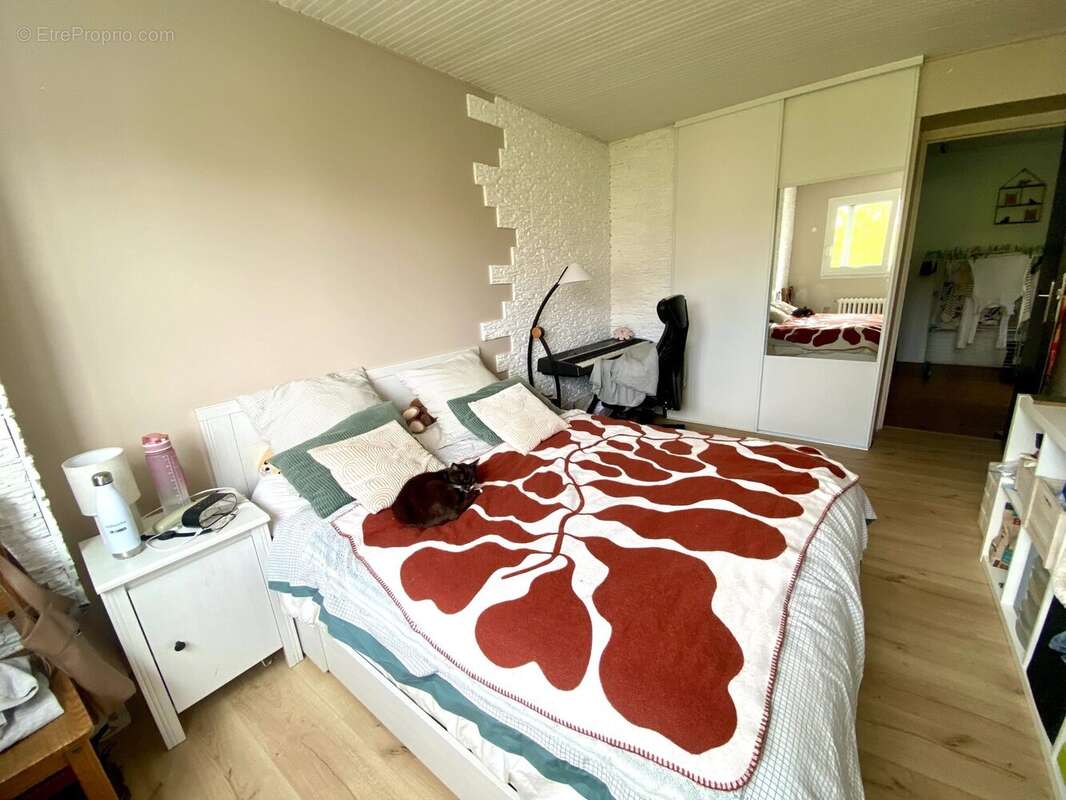 Maison 140 m² à Saint-Nazaire  - photo 5