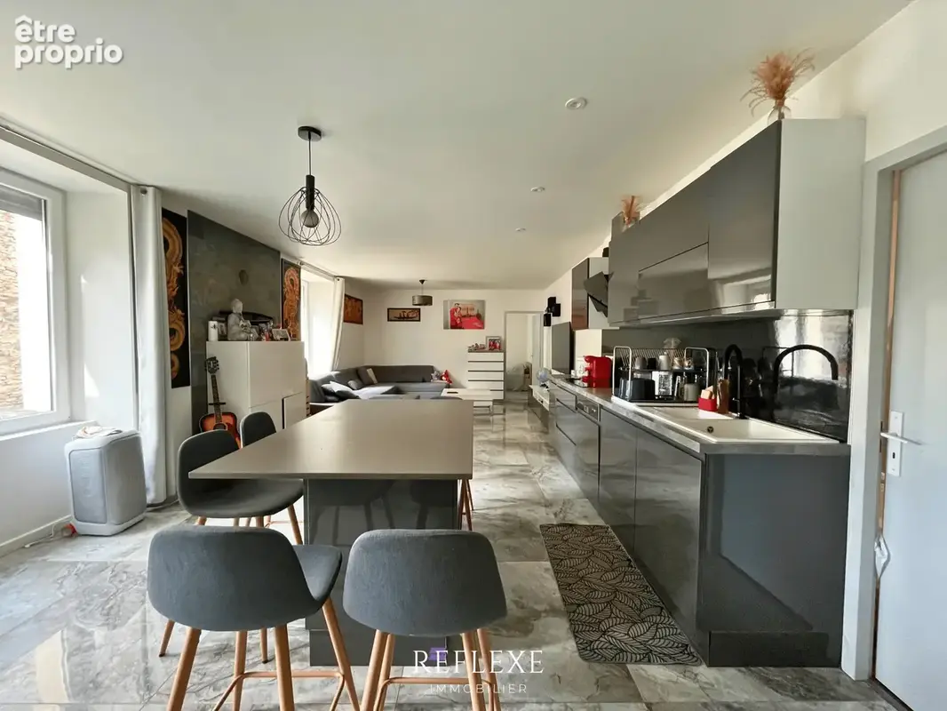 Maison en pierre 124 m2 entièrement rénovée — Chouzelot (25440) - photo 3
