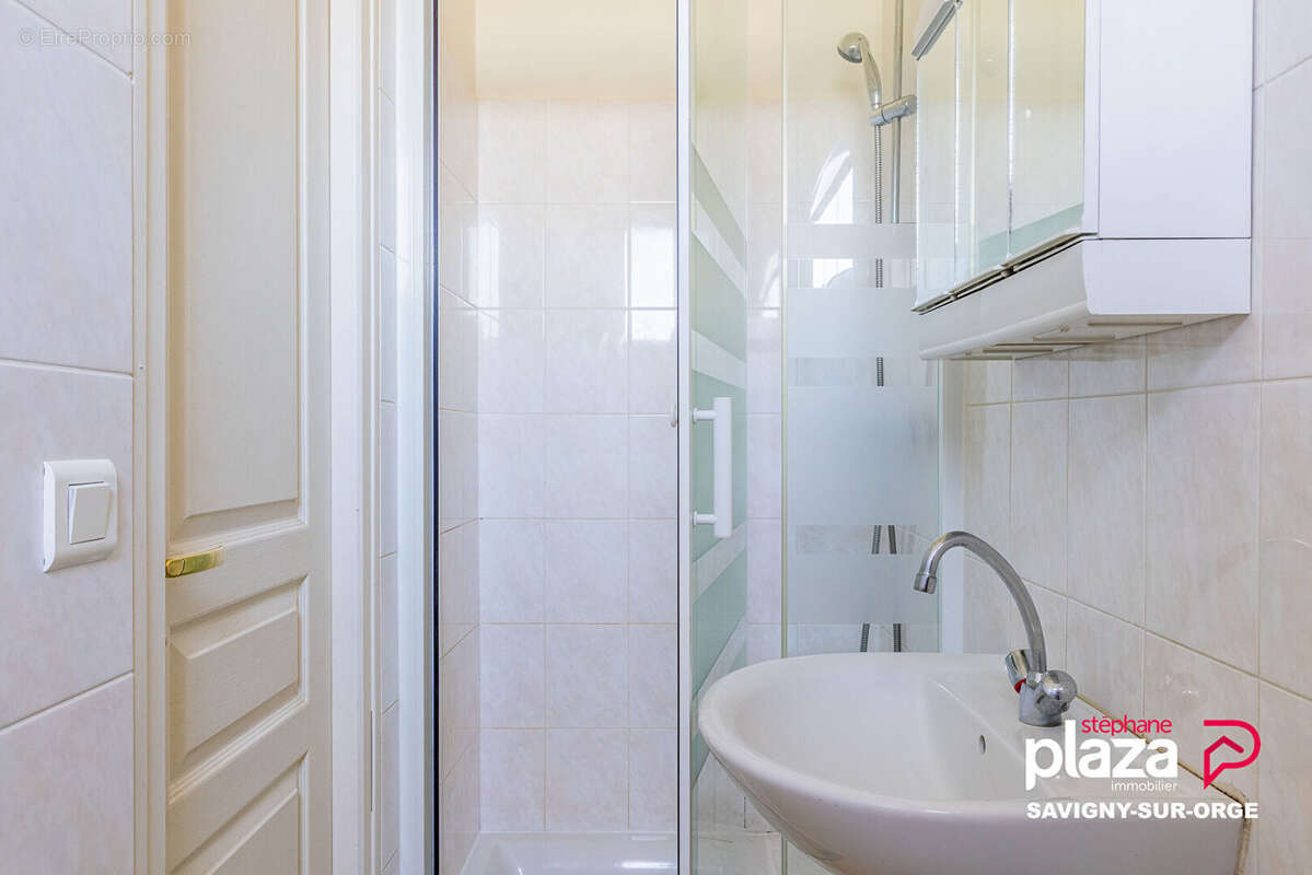 Appartement à SAVIGNY-SUR-ORGE