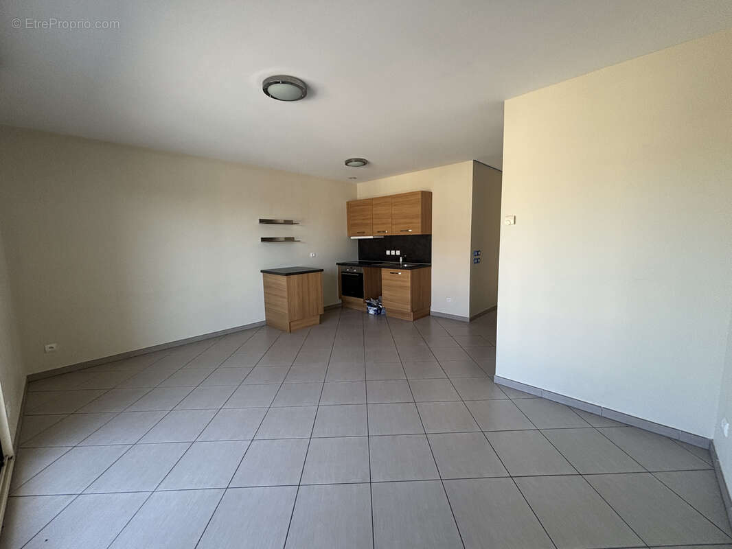 Appartement à GROISY