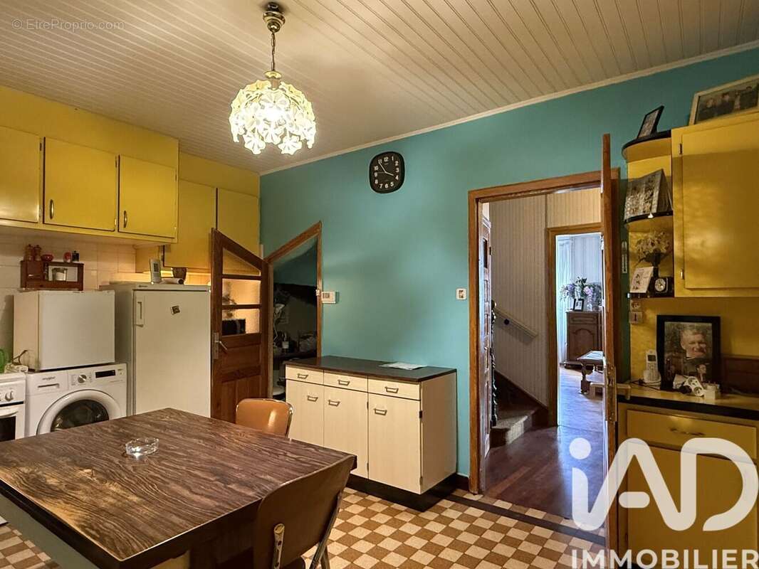 Maison 128 m² à Curieres  - photo 6