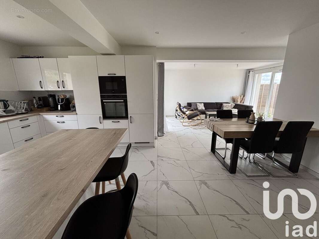 Photo 2 - Maison à DOUBS