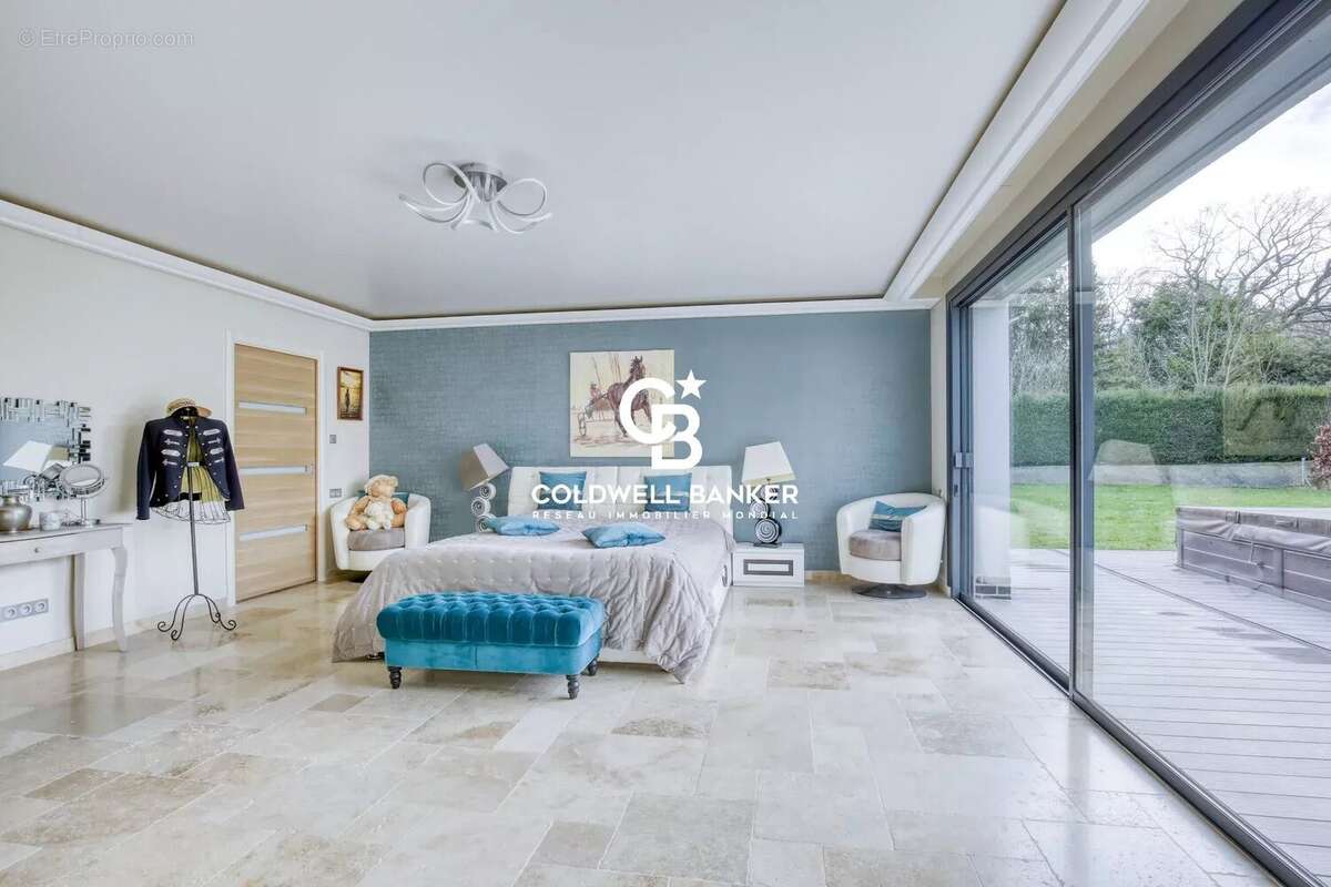 Maison à BLANGY-TRONVILLE