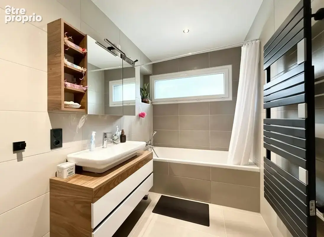 Maison 5 pièces 115 m² à vendre à Scionzier (74950) - photo 8