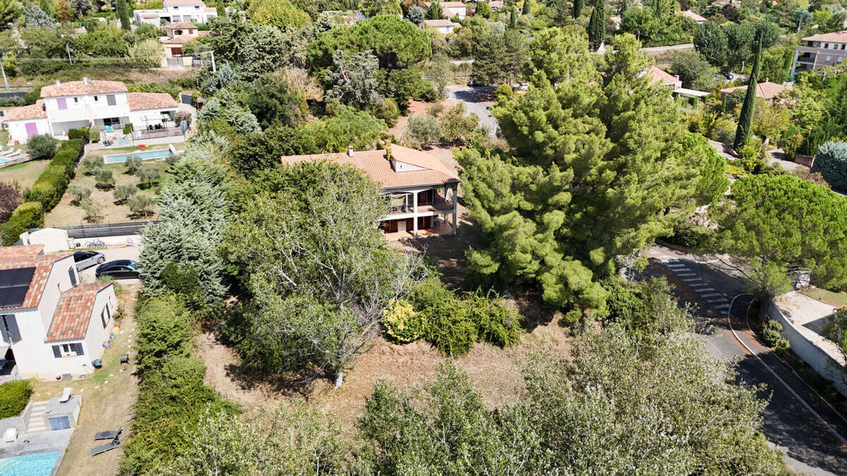 Maison à AIX-EN-PROVENCE