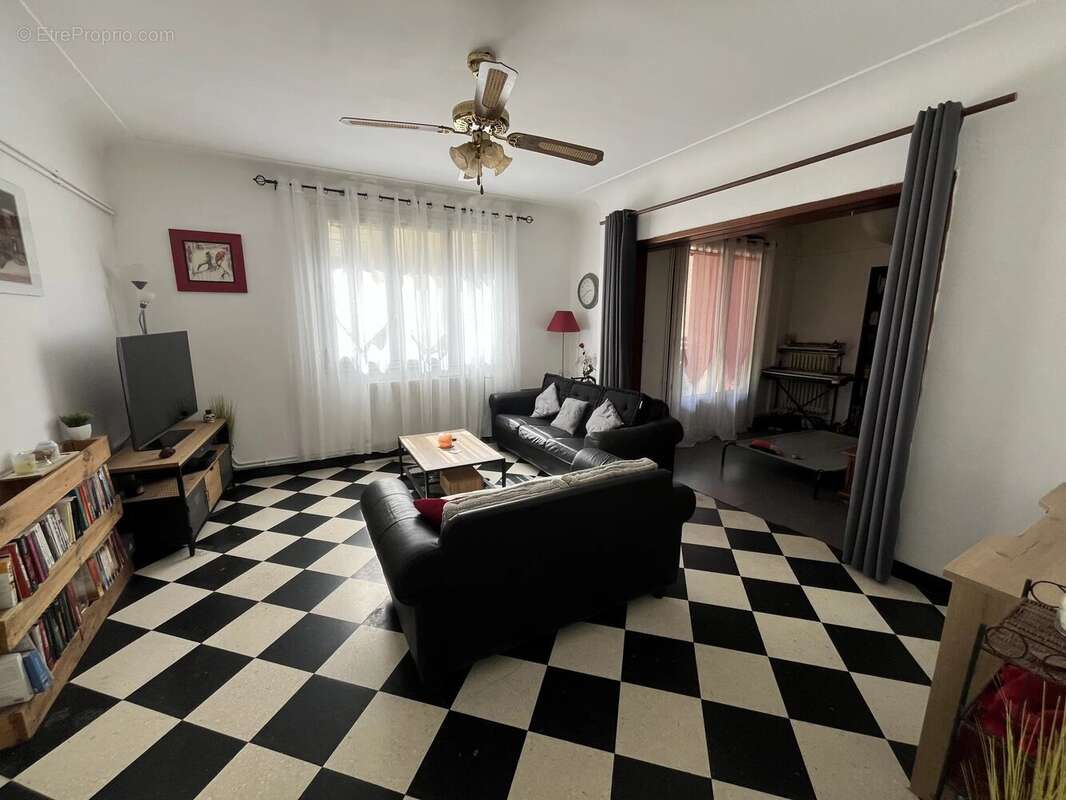 Appartement à NIMES