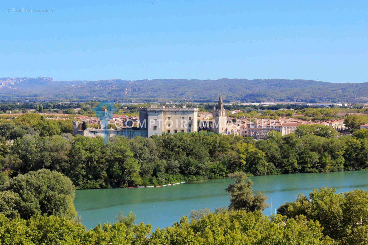 Appartement à TARASCON