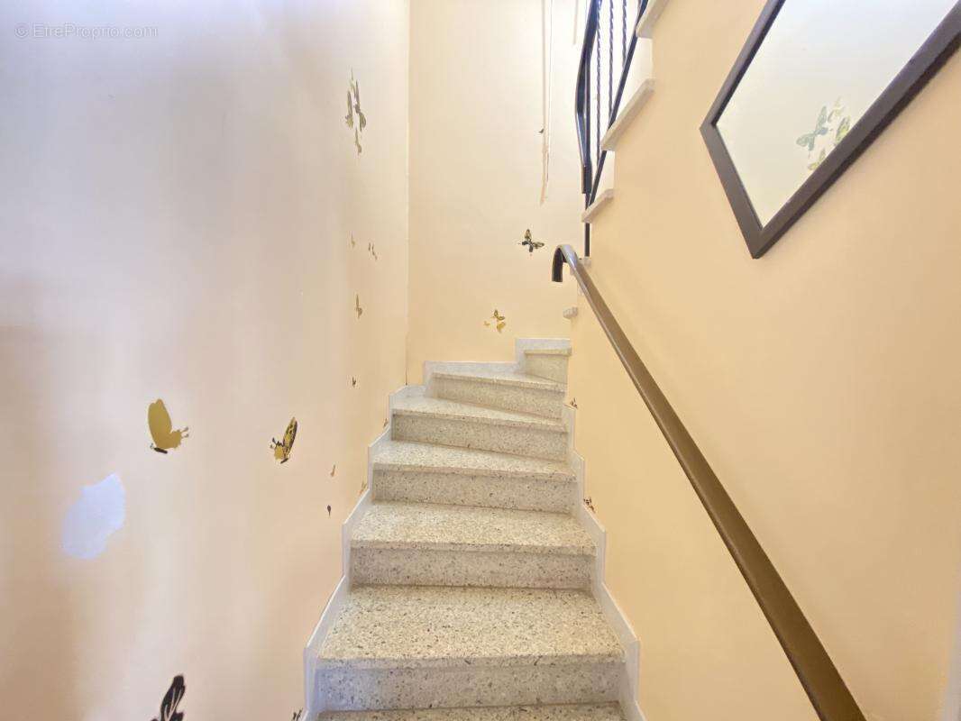 Maison à SAINT-JEAN-BREVELAY