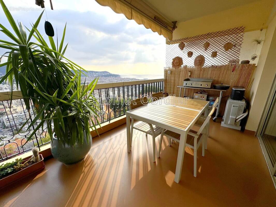 Appartement à NICE