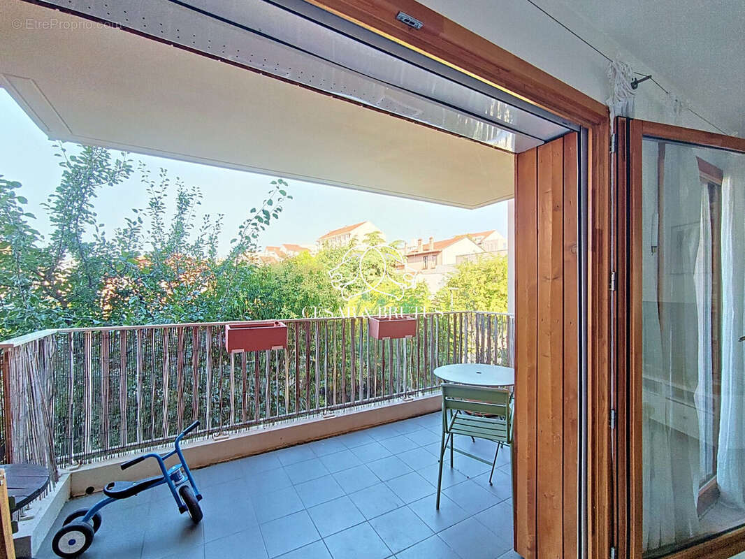 Appartement 3 pièces 71 m² à vendre à Villeurbanne (69100) - photo 3