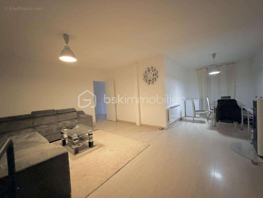 Maison à ROZAY-EN-BRIE