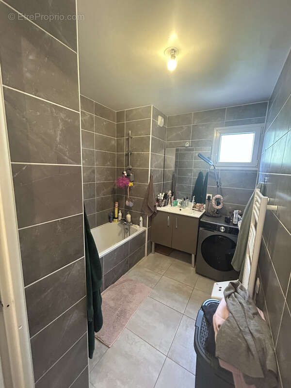 Appartement à MARSEILLE-12E