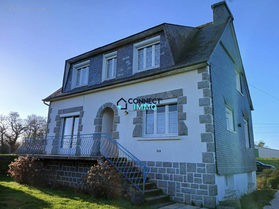 Maison à PLOUNEVEZEL