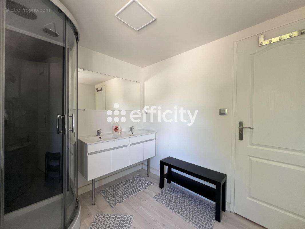 Maison 150 m² à Le Cellier  - photo 15