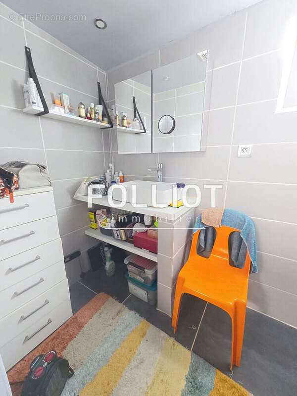 Commerce à LONGUEVILLE