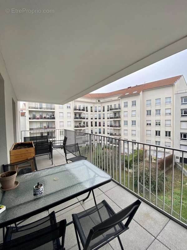 Appartement à VILLEURBANNE