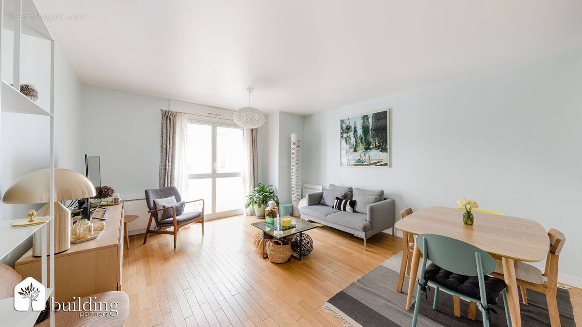 Appartement à LEVALLOIS-PERRET
