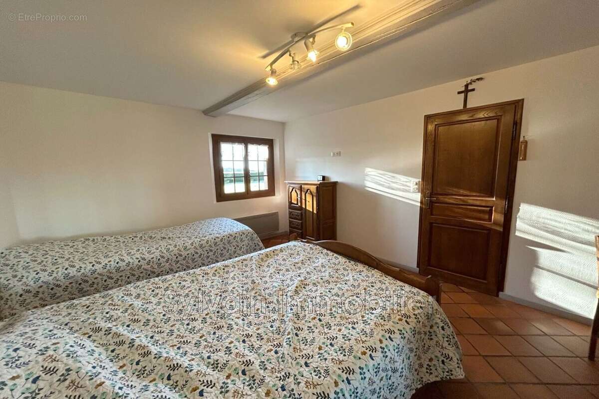Maison à FORMERIE