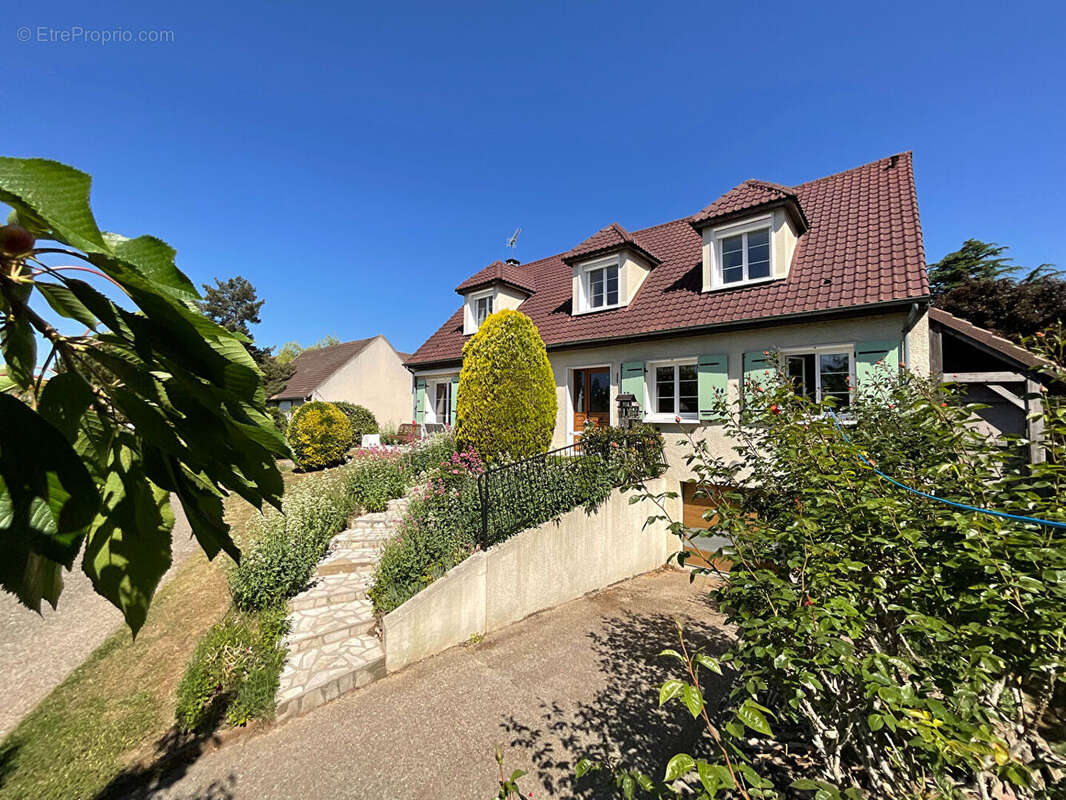 Maison à COURDIMANCHE