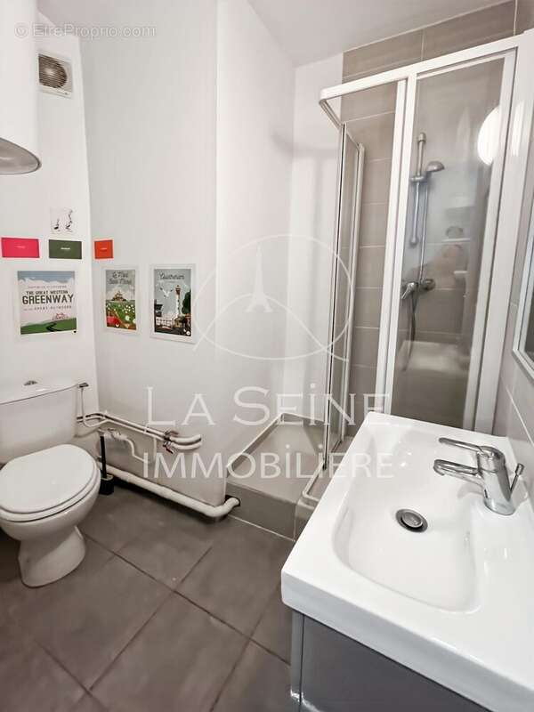 Appartement à PARIS-18E