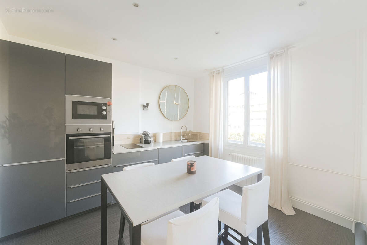 Appartement à SAINT-ETIENNE