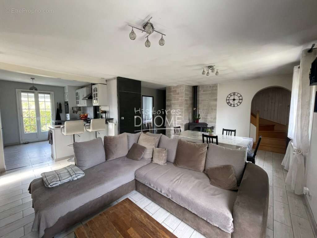 Maison à ROZAY-EN-BRIE