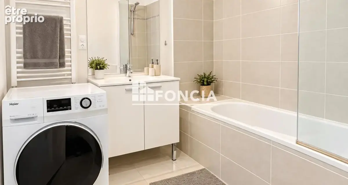 Exclusivité fréjus, grand 2 pièces avec spacieuse terrasse et garage ferme - photo 8