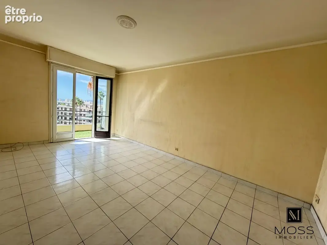 Nice Ouest - 2 pièces - avant dernier etage - terrasse -cave - photo 3