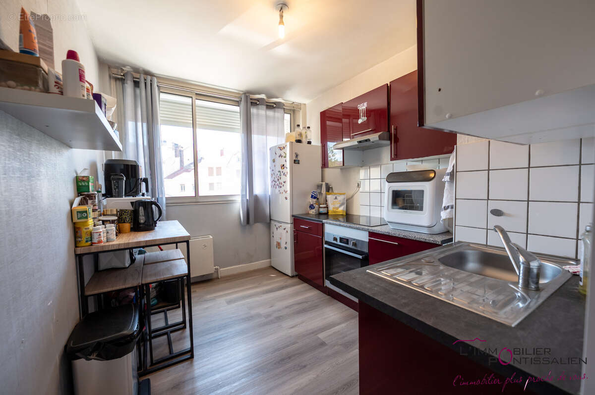 Pontarlier - appartement t2 - balcon - ascenseur - photo 5