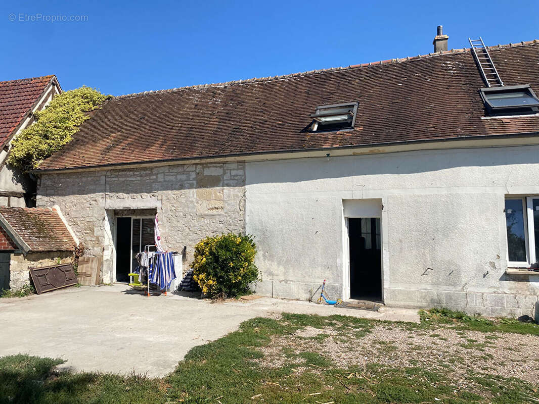 Maison à FAY-LES-ETANGS