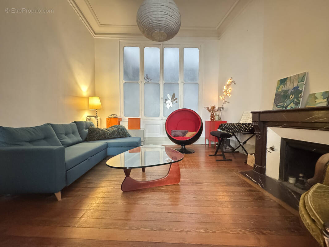 Appartement à BORDEAUX