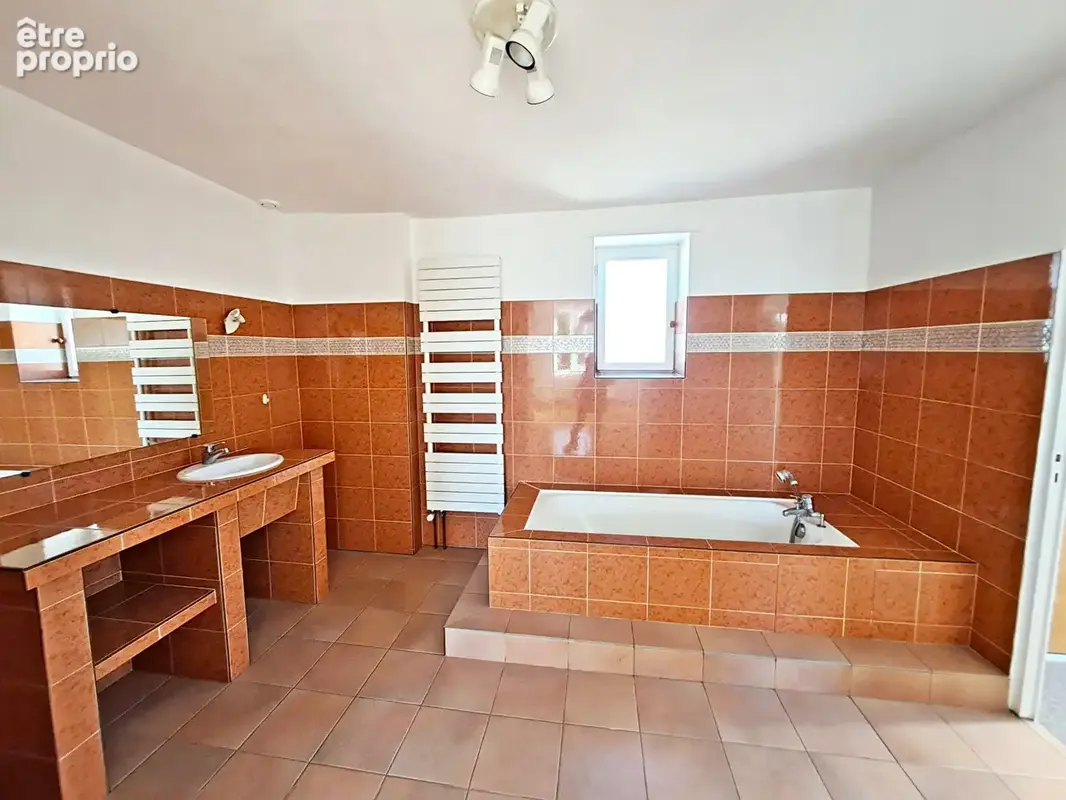 Maison Taluyers 9 pièces 235 m2 - photo 14