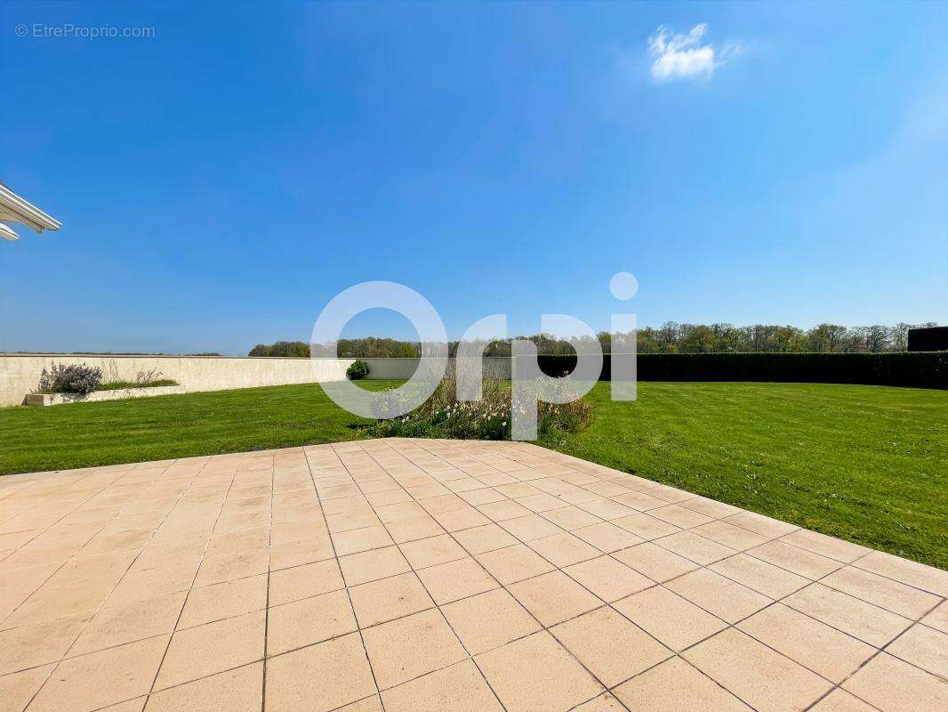 Maison à GAUVILLE-LA-CAMPAGNE