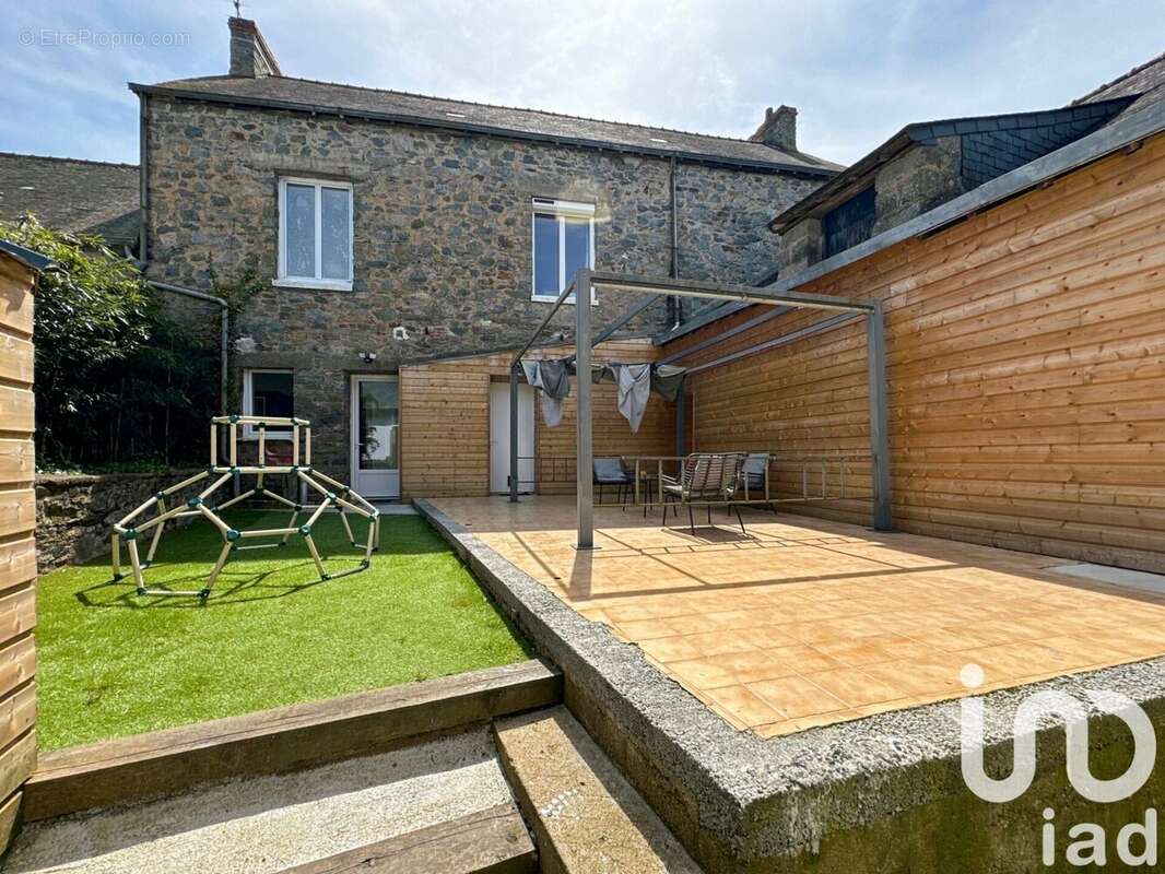 Photo 9 - Maison à SAINT-PERREUX