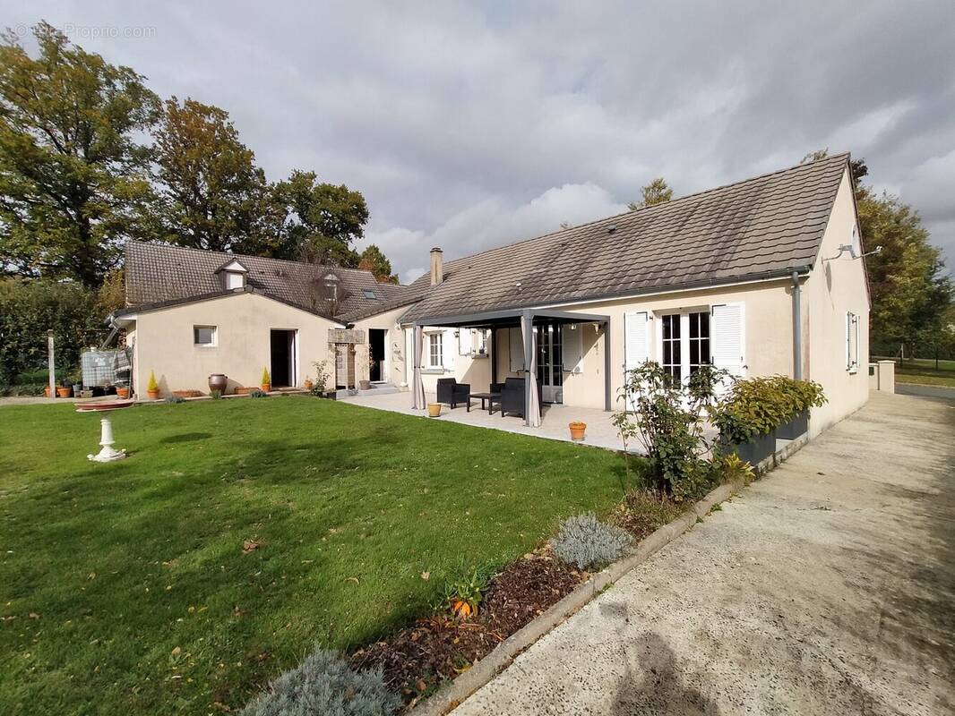 maison plain-pied façade Villaines la Juhel - Maison à VILLAINES-LA-JUHEL