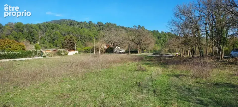 Terrain 500 m² à Montmeyan  - photo 4