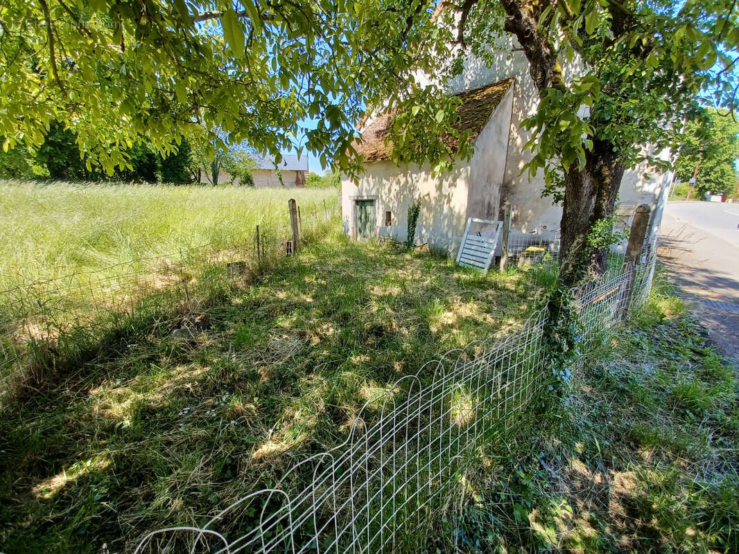 Maison à SANCERGUES
